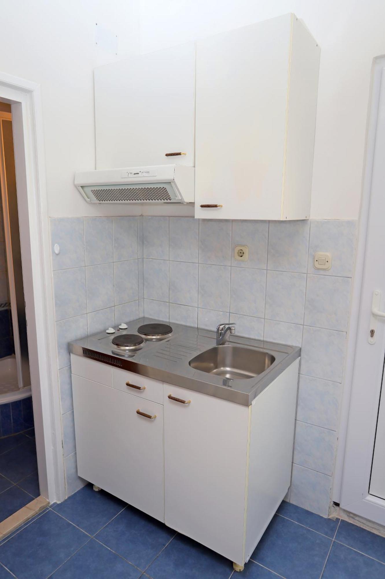 Apartments Edita & Robert Локва-Рогозница Экстерьер фото