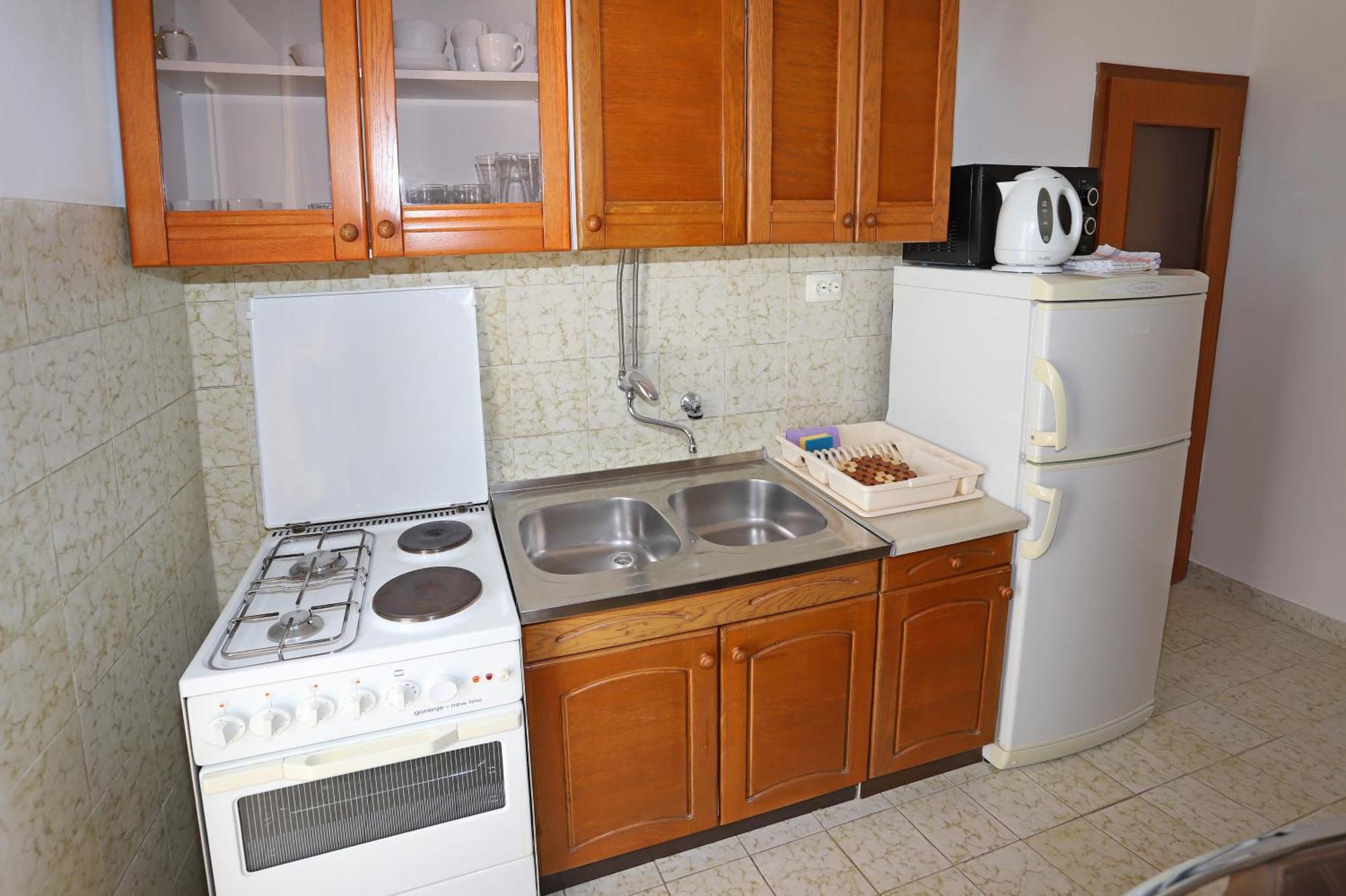 Apartments Edita & Robert Локва-Рогозница Экстерьер фото